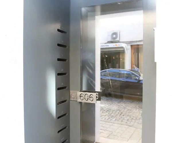 Cozy Flat Downtown بورتو