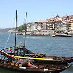 Lägenhet Cozy Flat Downtown Oporto