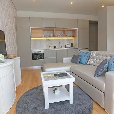 Апартаменты Cozy Flat Downtown